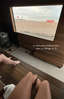 Saffron Barker feet photo thumbnail