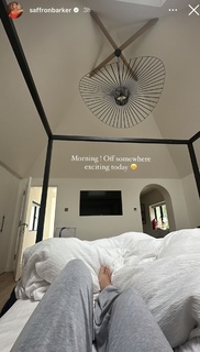 Saffron Barker feet photo thumbnail