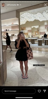 Saffron Barker feet photo thumbnail