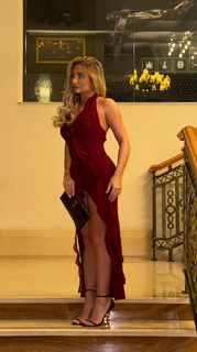 Saffron Barker feet photo thumbnail