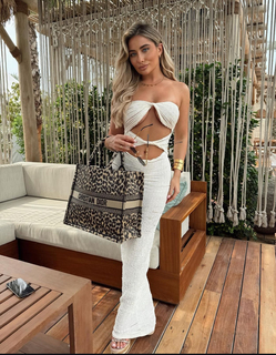 Saffron Barker feet photo thumbnail