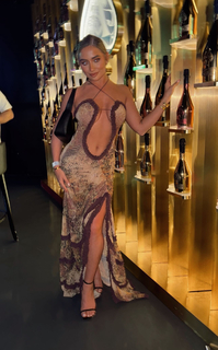 Saffron Barker feet photo thumbnail