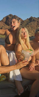 Saffron Barker feet photo thumbnail