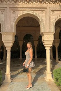 Saffron Barker feet photo thumbnail