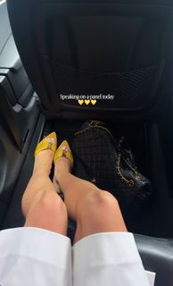Saffron Barker feet photo 5