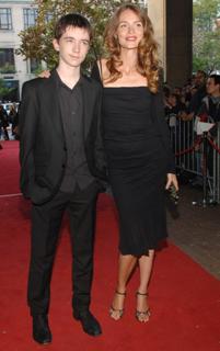 Saffron Burrows feet photo thumbnail