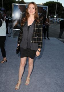 Saffron Burrows feet photo thumbnail