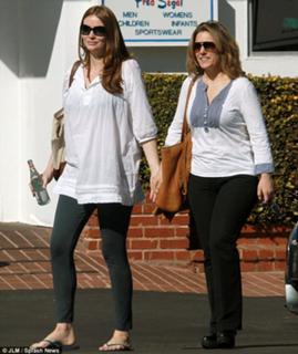 Saffron Burrows feet photo thumbnail