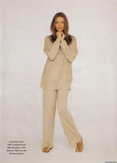 Saffron Burrows feet photo thumbnail