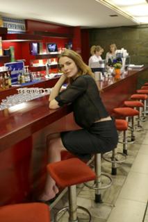 Saffron Burrows feet photo thumbnail