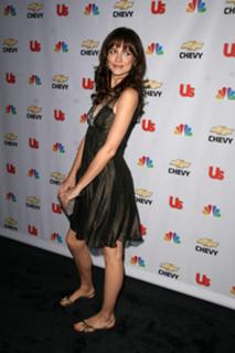 Saffron Burrows feet photo thumbnail