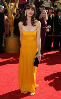 Saffron Burrows feet photo thumbnail