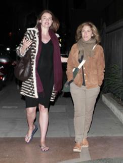 Saffron Burrows feet photo thumbnail