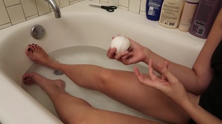Safiya Nygaard feet photo 20