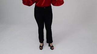 Safiya Nygaard feet photo 16