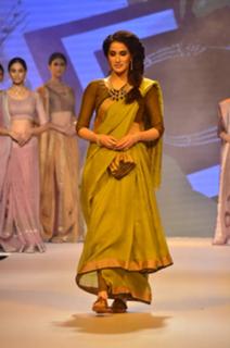 Sagarika Ghatge feet photo 11