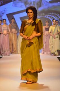 Sagarika Ghatge feet photo 10