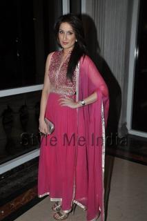 Sagarika Ghatge feet photo 12