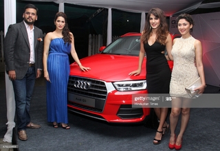 Sagarika Ghatge feet photo 12