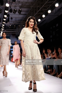 Sagarika Ghatge feet photo 11