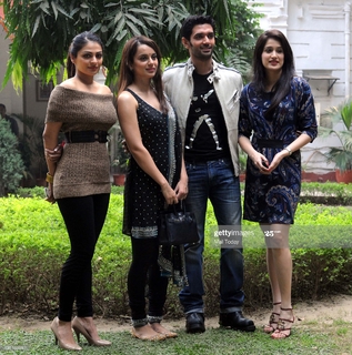 Sagarika Ghatge feet photo 9