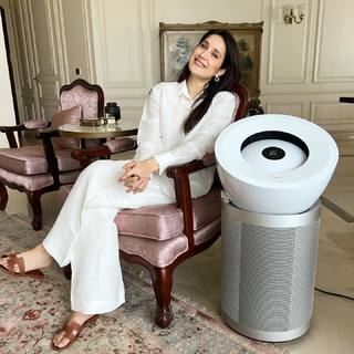Sagarika Ghatge feet photo 20