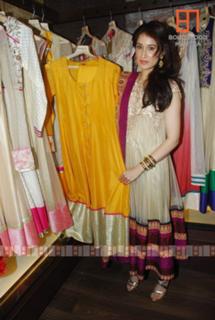 Sagarika Ghatge feet photo 2
