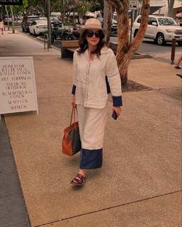 Sagarika Ghatge feet photo 13