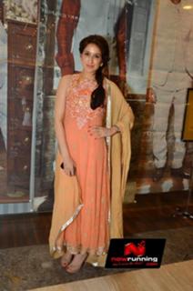 Sagarika Ghatge feet photo 11