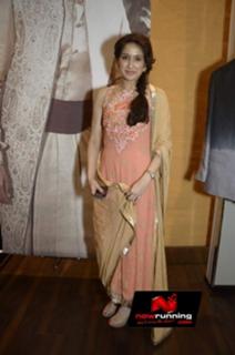 Sagarika Ghatge feet photo 9