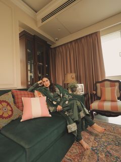 Sagarika Ghatge feet photo 2