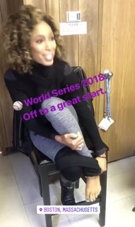 Sage Steele feet photo thumbnail