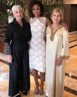 Sage Steele feet photo thumbnail