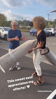 Sage Steele feet photo thumbnail