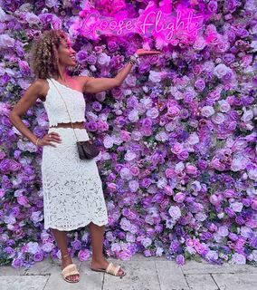 Sage Steele feet photo thumbnail