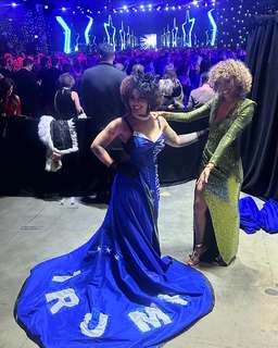 Sage Steele feet photo thumbnail