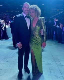 Sage Steele feet photo thumbnail