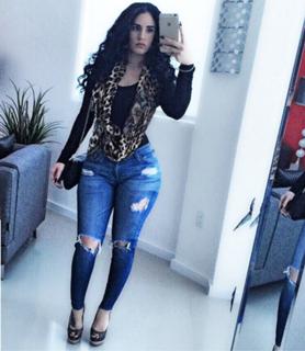 Sagia Castaneda feet photo 4
