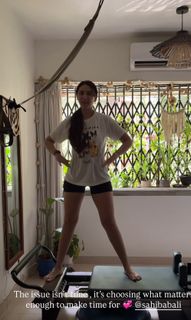 Sahiba Bali feet photo 6