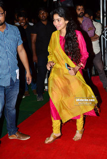 Sai Pallavi feet photo thumbnail