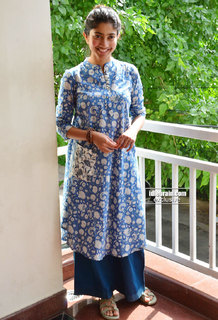 Sai Pallavi feet photo thumbnail