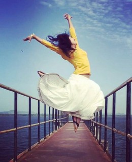 Sai Pallavi feet photo thumbnail