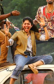Sai Pallavi feet photo thumbnail