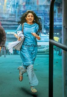 Sai Pallavi feet photo thumbnail