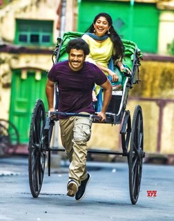 Sai Pallavi feet photo thumbnail