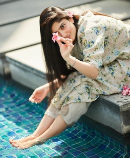 Sai Pallavi feet photo thumbnail