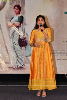 Sai Pallavi feet photo thumbnail