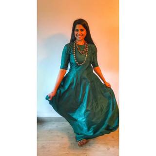Sai Tamhankar feet photo 18