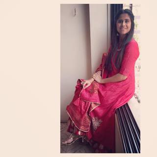 Sai Tamhankar feet photo 15