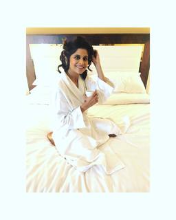 Sai Tamhankar feet photo 17